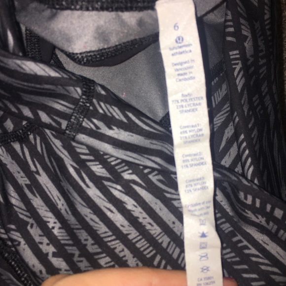 Black and grey mesh Lululemon leggings - Picture 8 of 8